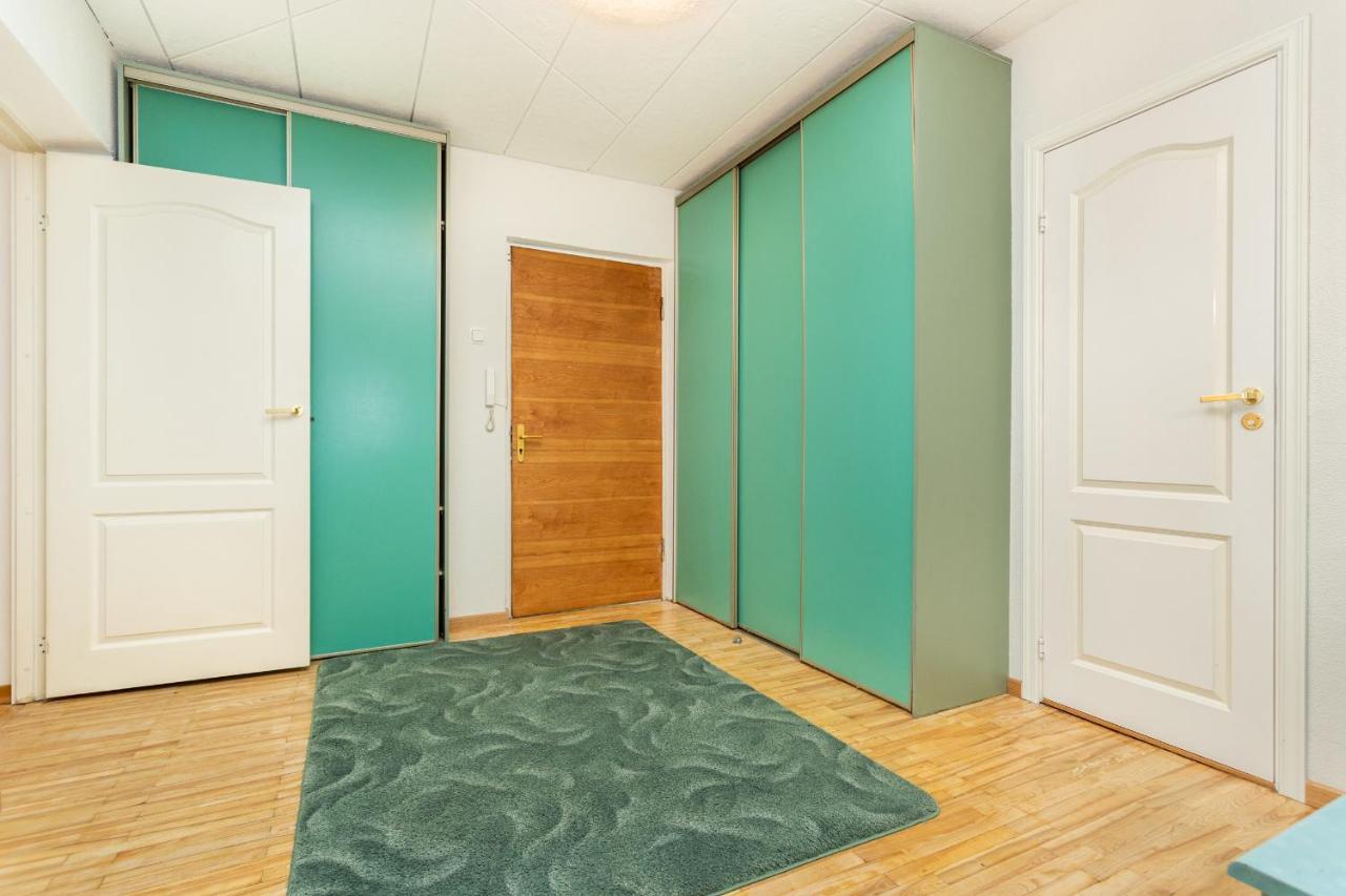 3 Room Central Apartmend 90M2 Parking For One Car Fifth Floor And The Building Does Not Have An Elevator Талин Екстериор снимка