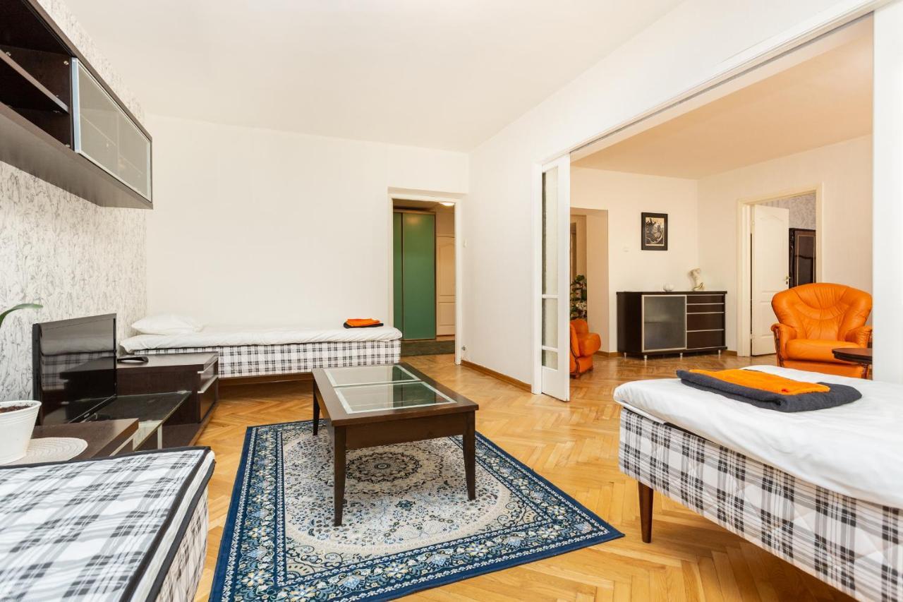 3 Room Central Apartmend 90M2 Parking For One Car Fifth Floor And The Building Does Not Have An Elevator Талин Екстериор снимка