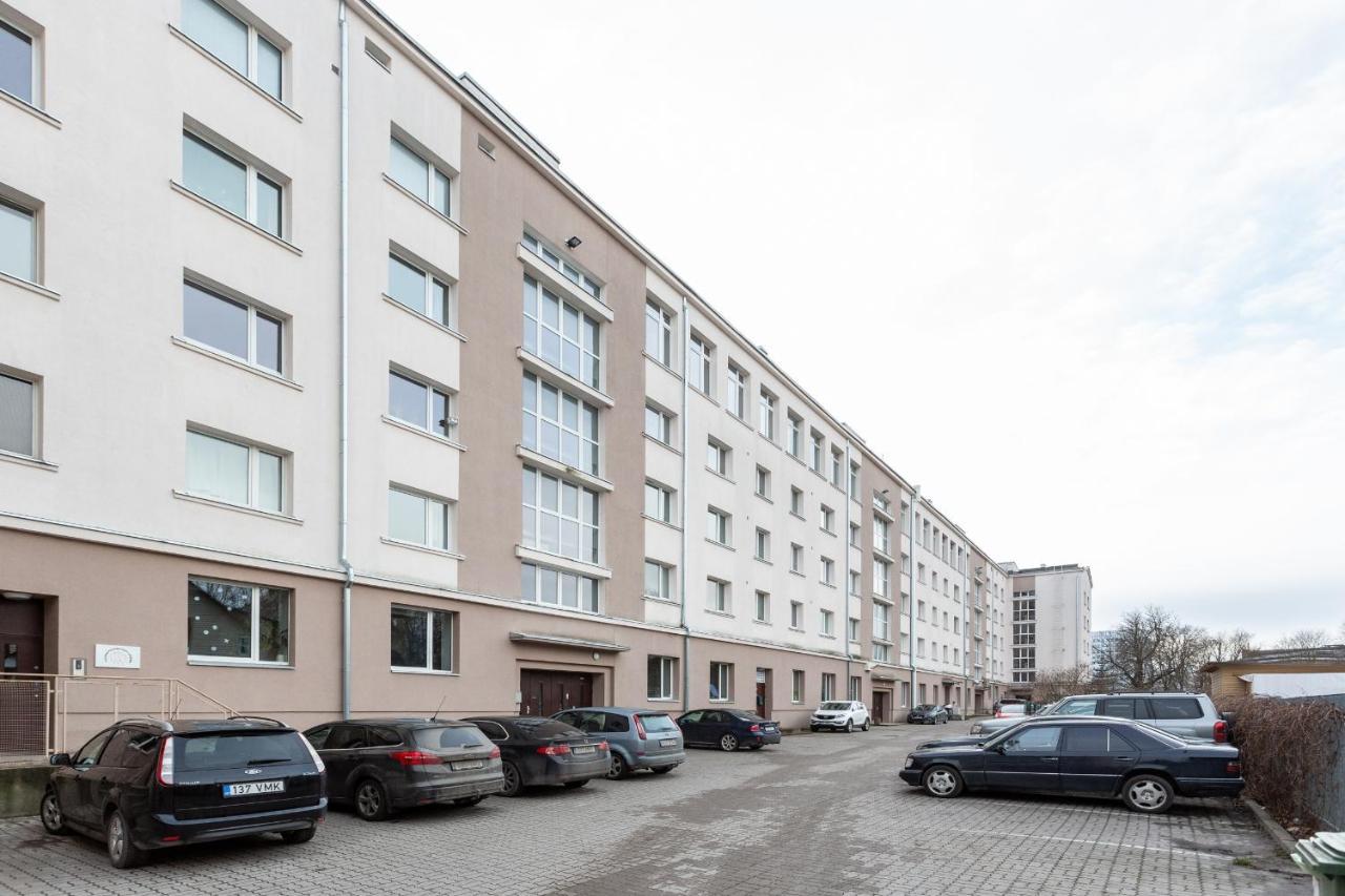 3 Room Central Apartmend 90M2 Parking For One Car Fifth Floor And The Building Does Not Have An Elevator Талин Екстериор снимка