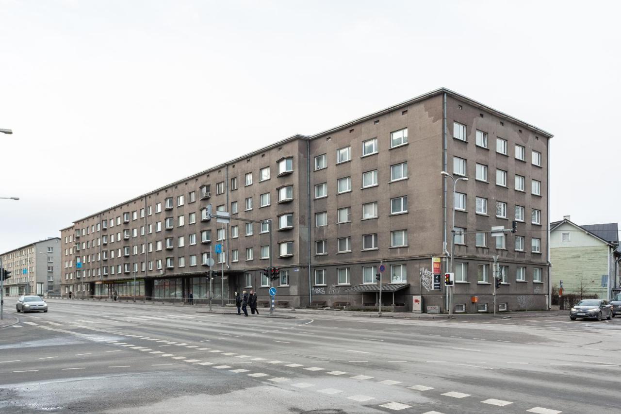 3 Room Central Apartmend 90M2 Parking For One Car Fifth Floor And The Building Does Not Have An Elevator Талин Екстериор снимка