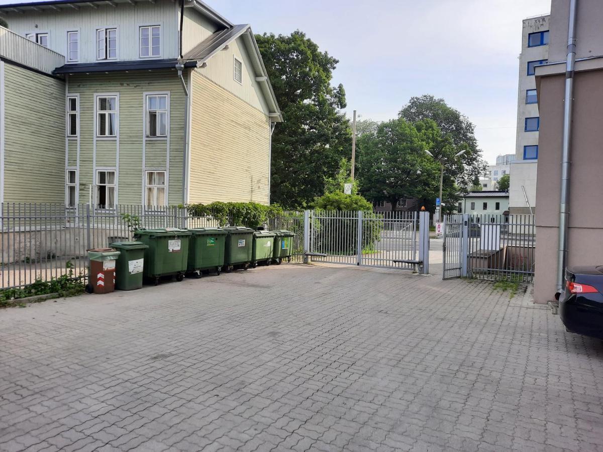 3 Room Central Apartmend 90M2 Parking For One Car Fifth Floor And The Building Does Not Have An Elevator Талин Екстериор снимка